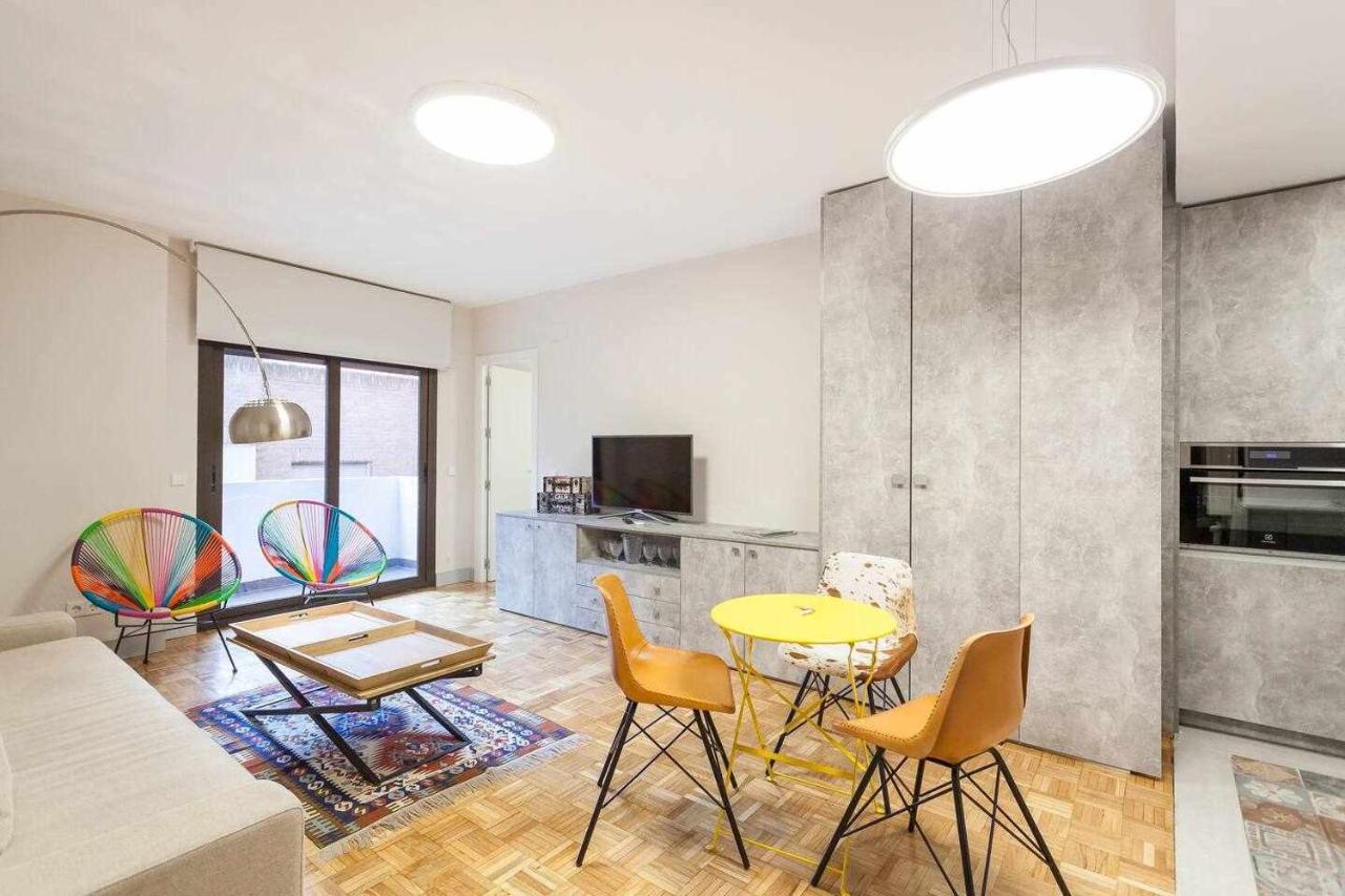 Apartamento Lujo Castellana Chamartin Apartment มาดริด ภายนอก รูปภาพ