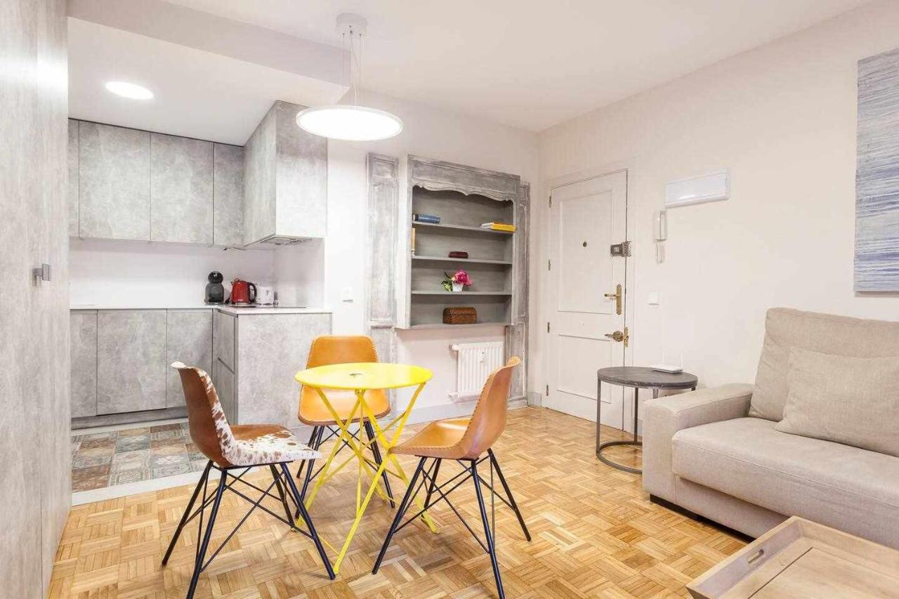 Apartamento Lujo Castellana Chamartin Apartment มาดริด ภายนอก รูปภาพ