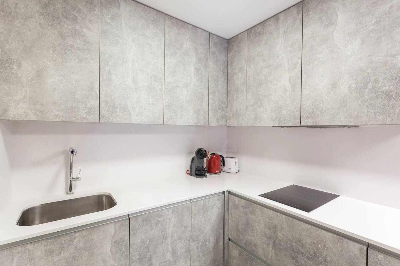 Apartamento Lujo Castellana Chamartin Apartment มาดริด ภายนอก รูปภาพ