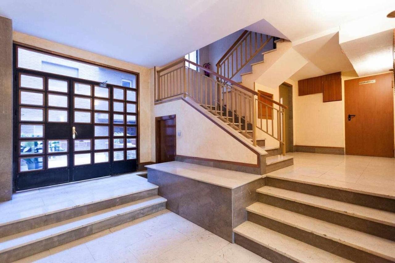 Apartamento Lujo Castellana Chamartin Apartment มาดริด ภายนอก รูปภาพ