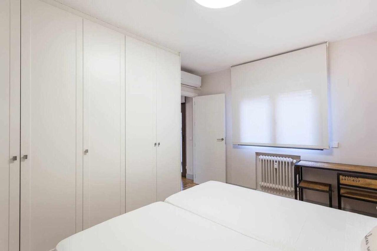 Apartamento Lujo Castellana Chamartin Apartment มาดริด ภายนอก รูปภาพ