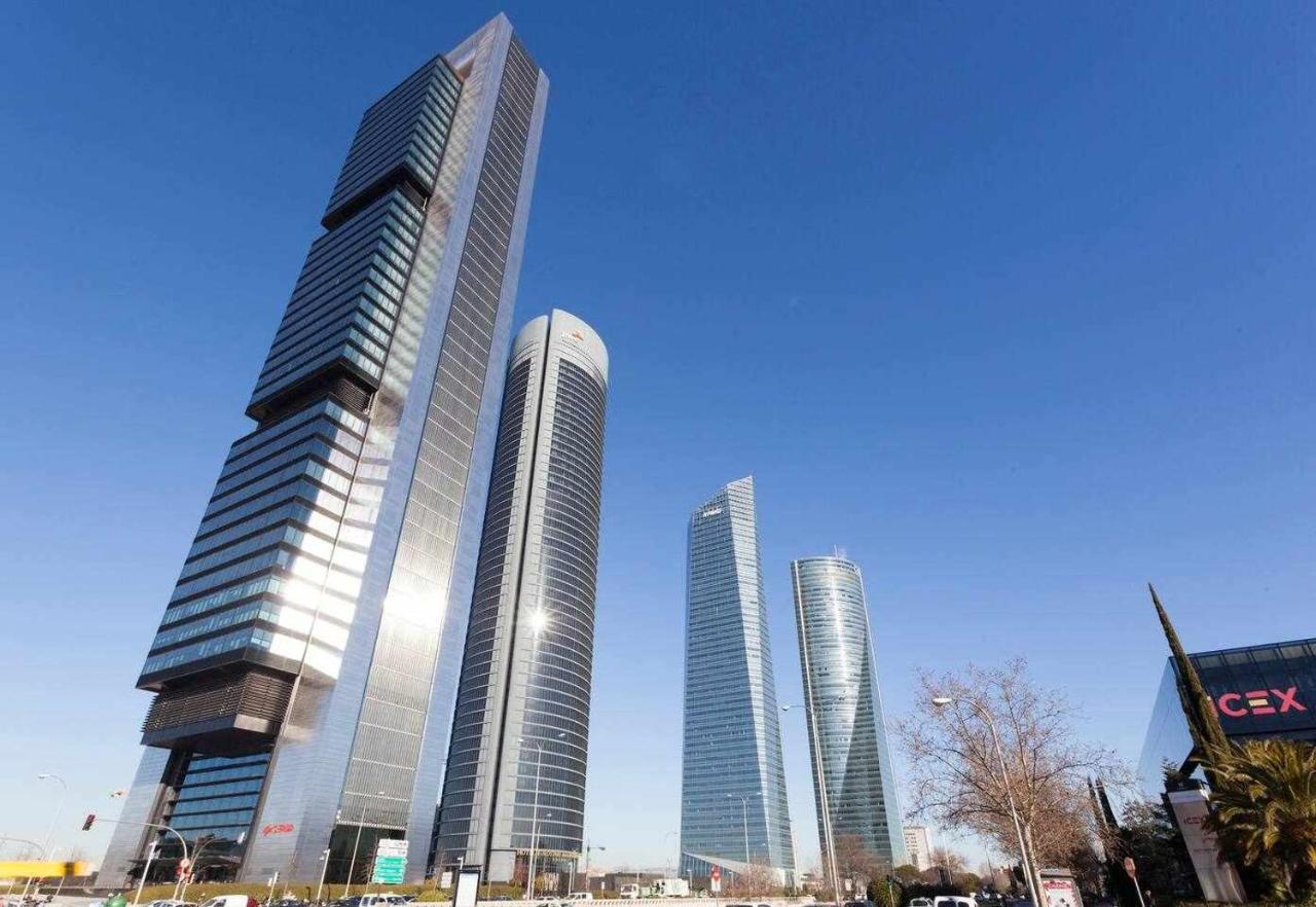 Apartamento Lujo Castellana Chamartin Apartment มาดริด ภายนอก รูปภาพ